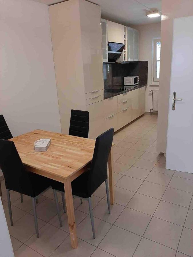Modern Flat Incl Parking, Near Metro U1 Wien