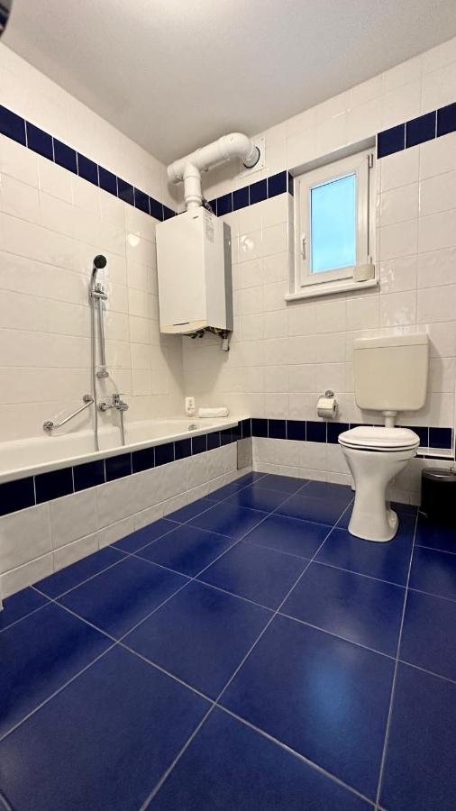 Modern Flat Incl Parking, Near Metro U1 Apartment Wien